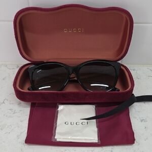 Gucci Oversize Tinted Sunglasses